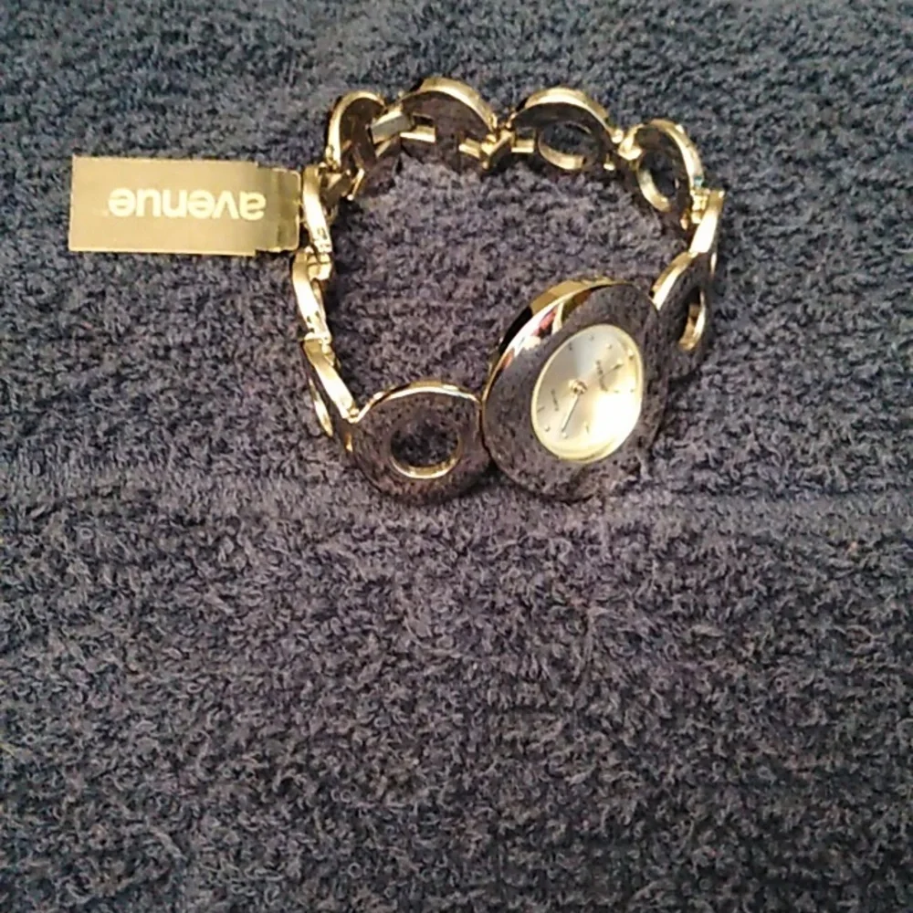 Silver watch - Picture 2 of 2